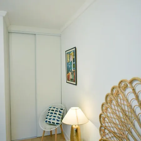 Rua De Goncalo Cristovao Apartment